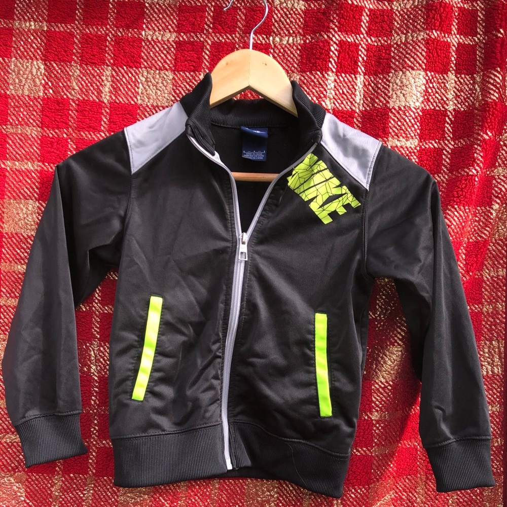 Black Nike Jacket - Picture 2 of 4
